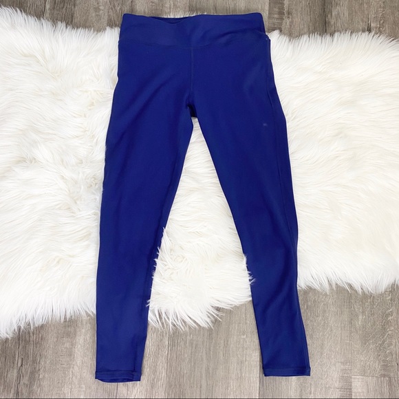 Fabletics Navy Mid-Rise Pureluxe Capri Leggings - Picture 2 of 7